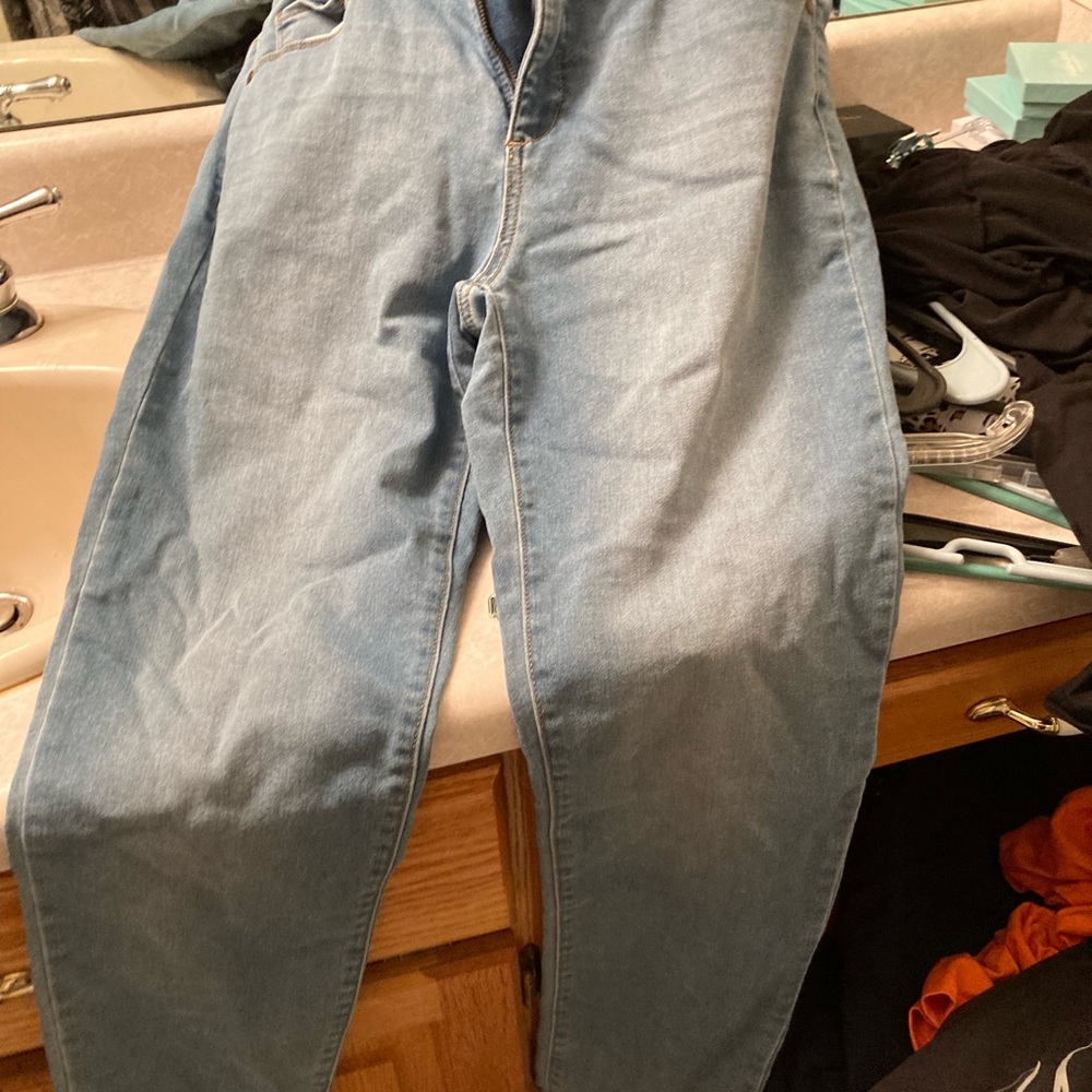 Women’s jeans